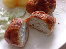 Fot. onlyred, Kotlety z fileta w skórzanym płaszczyku