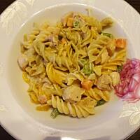 Makaron z kurczakiem