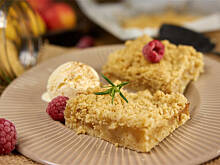 Fot. Wkn, Szarlotka kruszonkowa