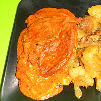 Szynka duszona w sosie keczupowym wg M&