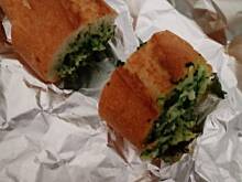 Fot. onlyred, Bagietka czosnkowo-szpinakowa