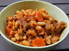 Fot. katy12, Wiejski gulasz z indyka z fasolą i kapustą