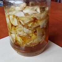 Nalewka z płatków róży ...z własnego ogródka 