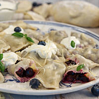 Pierogi z borówkami