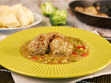 Fot. Wkn, Klopsiki w prostym sosie