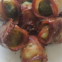 Brukselka w płaszczyku