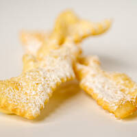 Faworki dla małolatów