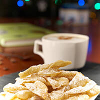 Faworki, pączki i inne smażone ciasteczka