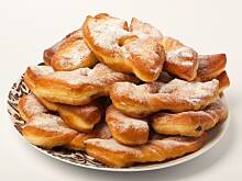 Fot. Wkn, Faworki, pączki i inne smażone ciasteczka