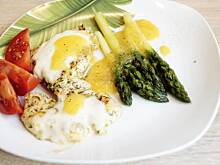 Fot. Dekameron, Grillowany kurczak ze szparagami w sosie pomarańczowym