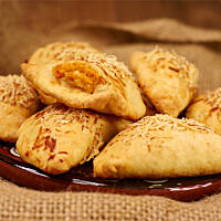 Kruche pierożki z soczewicą