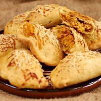 Kruche pierożki z soczewicą