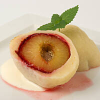 Knedle serowe ze śliwkami