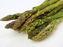 Fot. Wkn, Szparag - smakowity chudzielec