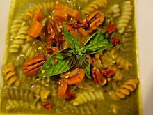 Fot. ekkore, Zupa bazyliowa a la pesto