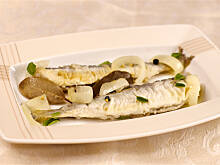 Fot. Wkn, Śledzie w marynacie