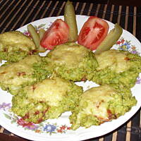 Pieczone kotleciki jaglano-brokułowe