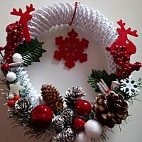 Świąteczne wyroby z papierowej wikliny