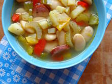 Fot. eluchap, Zupa z warzywami,fasolą i kiełbasą wędzoną
