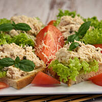 Pasta z makreli pikantna