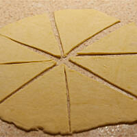 Rogaliki na słodkiej śmietance