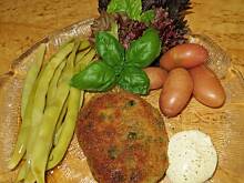 Fot. tingra, Kotlety z mielonego miesa kurczaka ze swiezymi kurkami