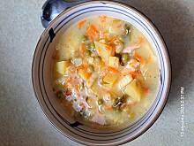 Fot. mania233, Zupa z groszku z puszki