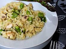 Fot. Mloda, Risotto ze szparagami i pieczarkami