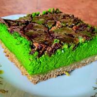 Sernik miętowy z czekoladą