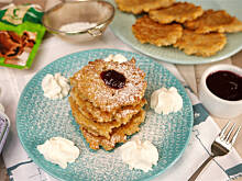 Fot. Wkn, Placuszki ryżowe z jabłkami