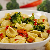 Orecchiette pugliesi brokułowo paprykowe