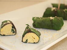 Fot. Kobi1704, Roladki z masą jajeczną - w liściach botwiny