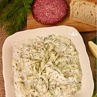 Mizeria z cukinii a'la tzatziki