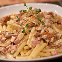 Makaron z kurkami i gorgonzollą