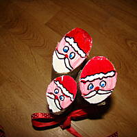 Mikołaje i bałwanki z drewna