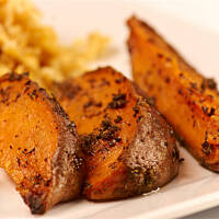 Bataty pieczone z rozmarynem