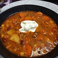 Zupa z mięsem mielonym