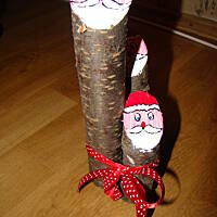 Mikołaje i bałwanki z drewna