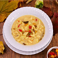 Zupa z pieczonej papryki i topionych serków