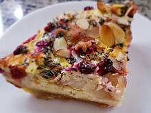 Fot. ekkore, Tarta gruszkowo-żurawinowa na gryczanym spodzie