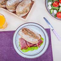 Bułki pszenne ze szpinakiem