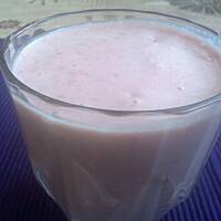 Koktajl jogurtowo-truskawkowy