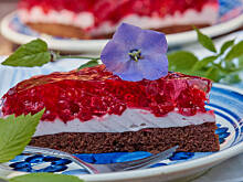 Fot. Wkn, Torcik malinowe mascarpone