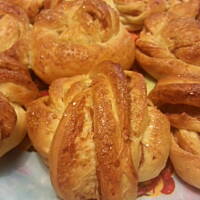 Bułeczki-kłębuszki różane