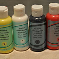 Ołowiane żołnierzyki z puszek  