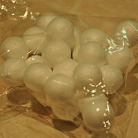 Ołowiane żołnierzyki z puszek  