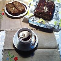 Ciasto bananowe z całymi orzechami laskowymi i jabłkiem :)