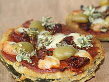 Fot. Kobi1704, Mini pizze z cukinii wegetariańskie