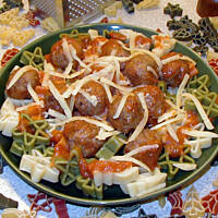 Makaron z klopsikami