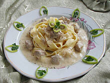 Fot. Wkn, Gulasz cielęcy z jogurtem